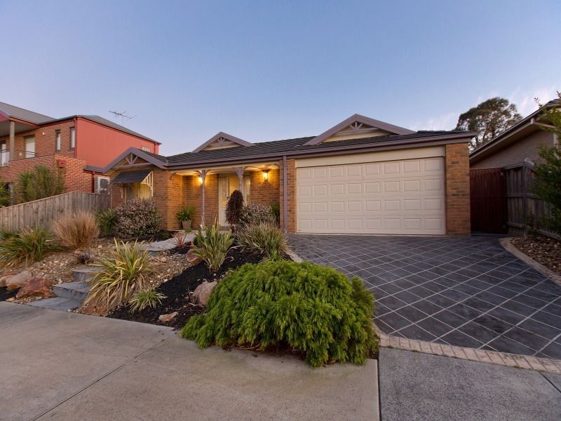 23 Pepperbush Cres, Langwarrin VIC 3910