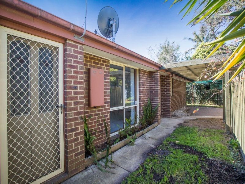 2/404A McClelland Drive, Langwarrin VIC 3910