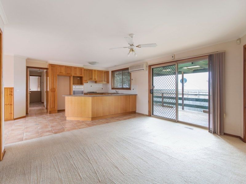 5 Gum Nut Drive, Langwarrin VIC 3910