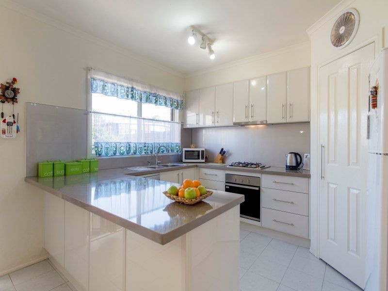 2/87a North Gateway, Langwarrin VIC 3910