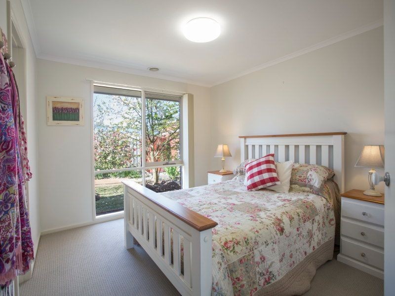 7 Dunmore Close, Langwarrin VIC 3910