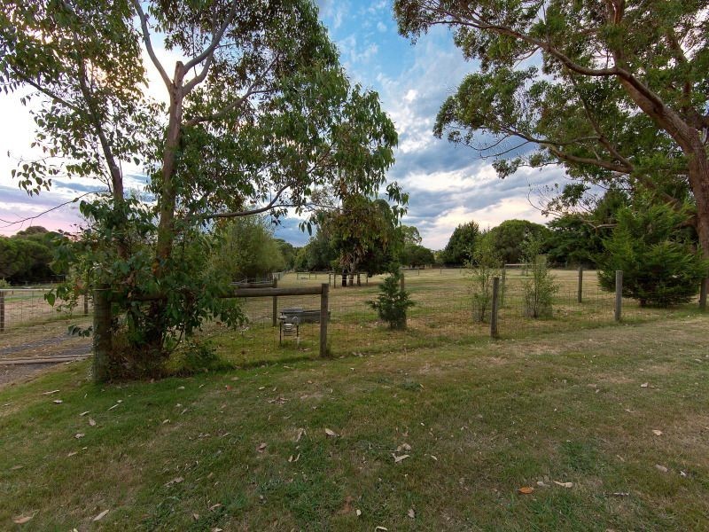 5 Grassmere Road, Langwarrin VIC 3910