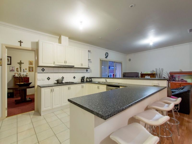 23 Sunny Vale Drive, Langwarrin VIC 3910