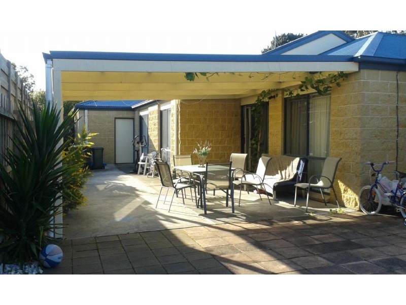 8 Little Acre Close, Langwarrin VIC 3910