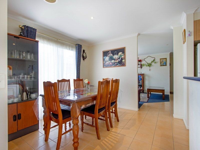 8 Little Acre Close, Langwarrin VIC 3910