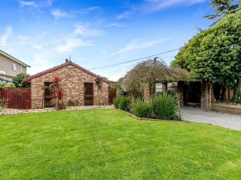 52 Lorraine Ave, Langwarrin VIC 3910