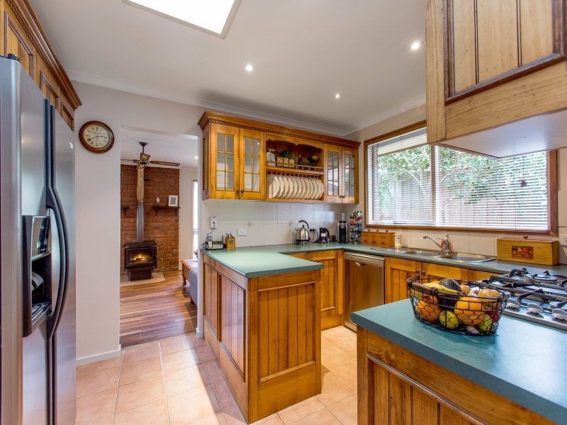 52 Lorraine Ave, Langwarrin VIC 3910