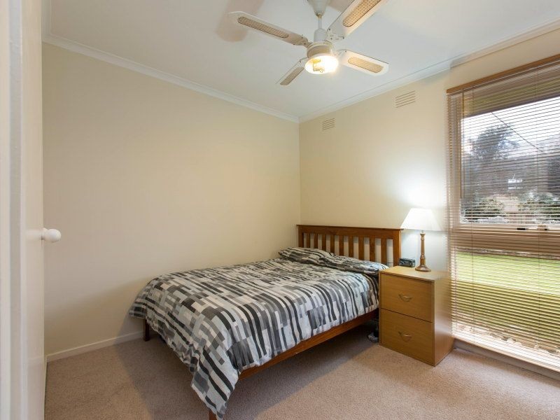 52 Lorraine Ave, Langwarrin VIC 3910