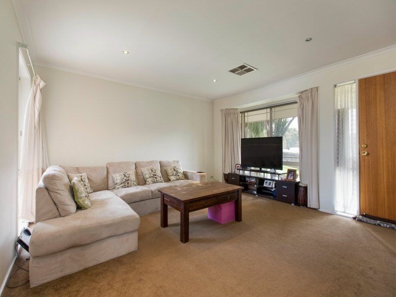 2/100 Cranbourne Road, Langwarrin VIC 3910