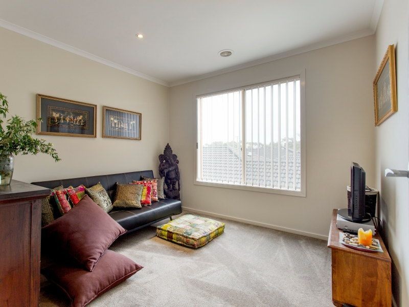 3/2 Edward Street, Langwarrin VIC 3910