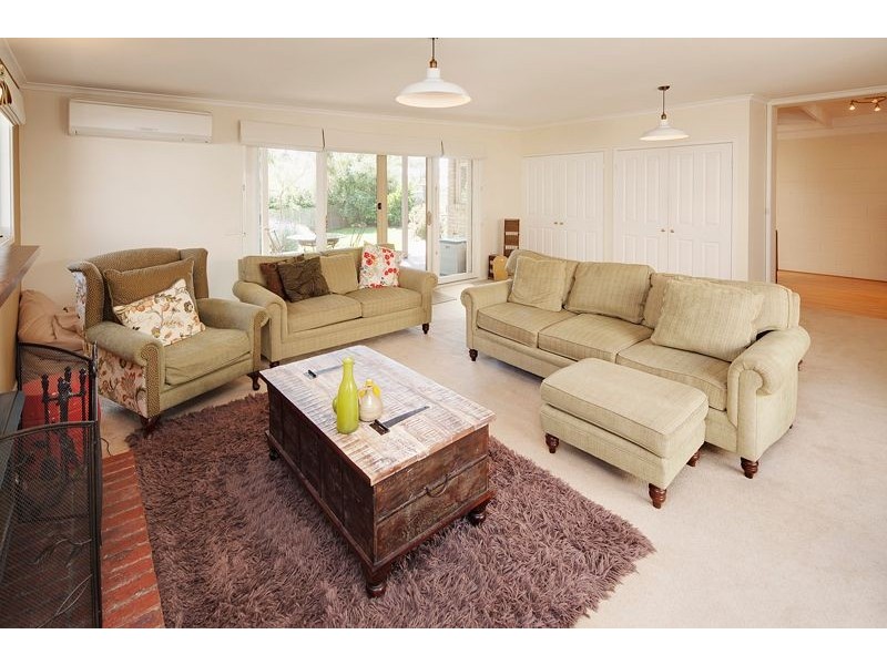 11 Ashgrove South, Langwarrin VIC 3910