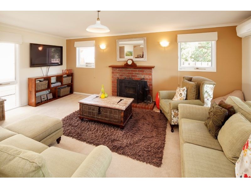 11 Ashgrove South, Langwarrin VIC 3910