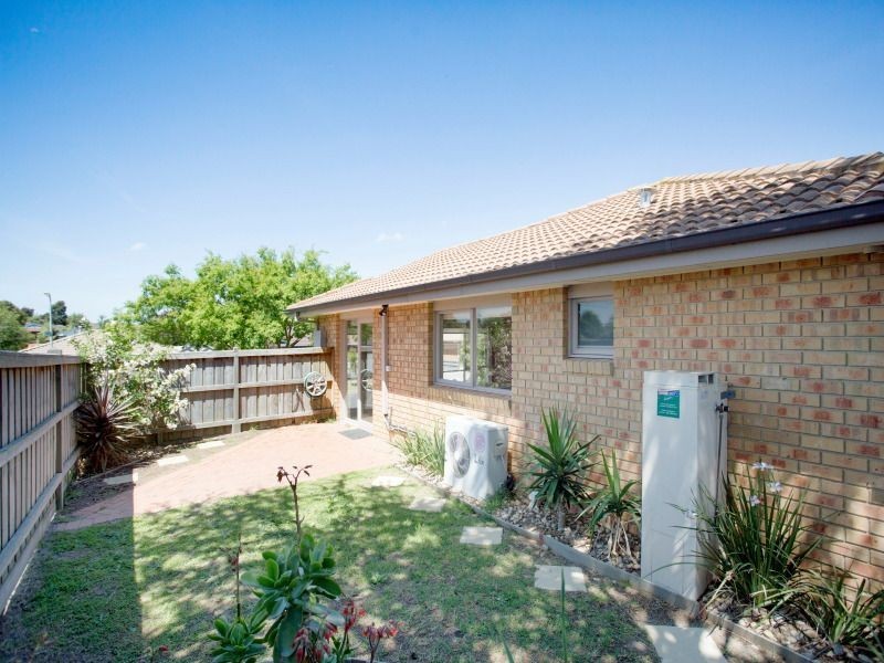1/22 Dunn Crescent, Langwarrin VIC 3910
