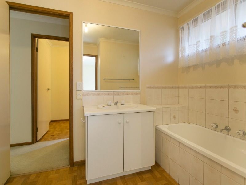 2/23 Tyrone St, Langwarrin VIC 3910