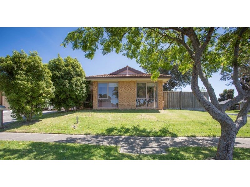 1/22 Dunn Crescent, Langwarrin VIC 3910