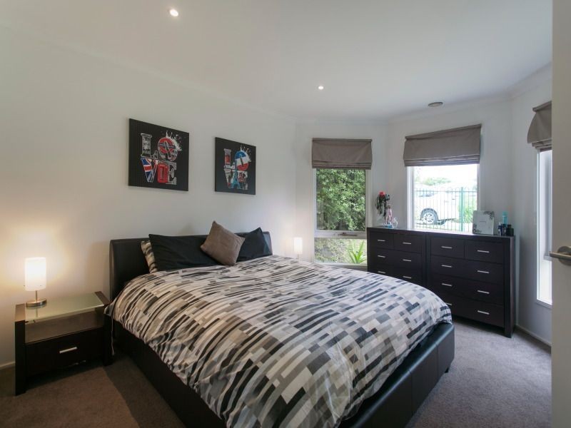 22 Kelly Drive, Langwarrin VIC 3910