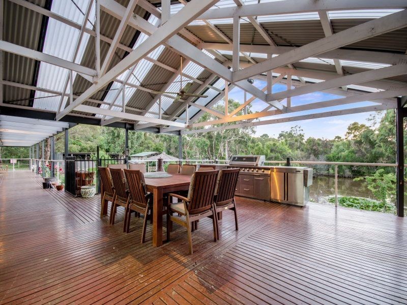 90 McClelland Drive, Langwarrin VIC 3910