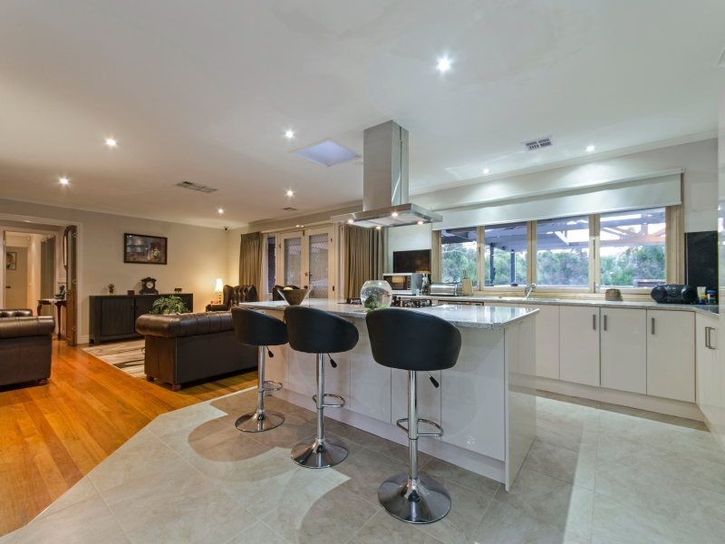 90 McClelland Drive, Langwarrin VIC 3910