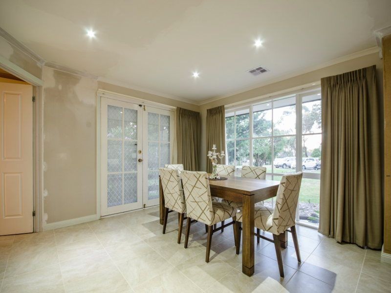90 McClelland Drive, Langwarrin VIC 3910