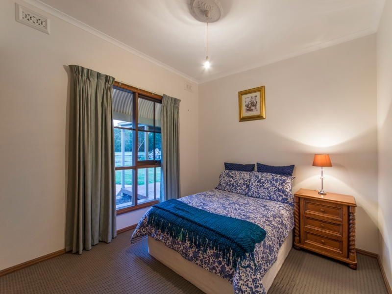 21 Grassmere Rd, Langwarrin VIC 3910