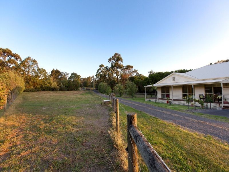 7 Grassmere Road, Langwarrin VIC 3910