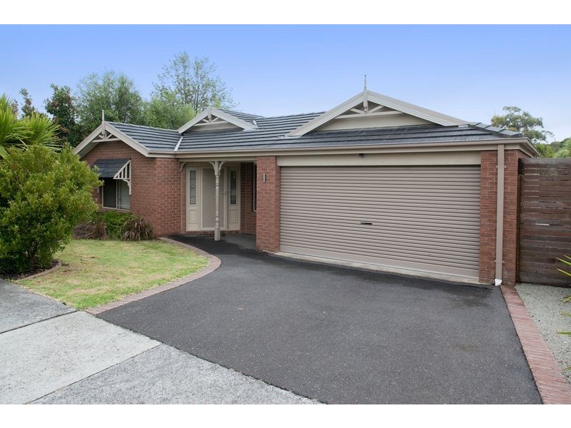 90 Huntingtower Crescent, Langwarrin VIC 3910