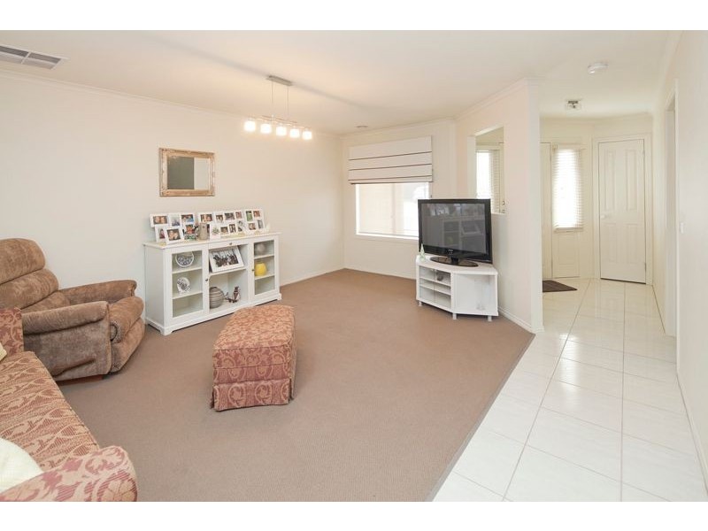 90 Huntingtower Crescent, Langwarrin VIC 3910