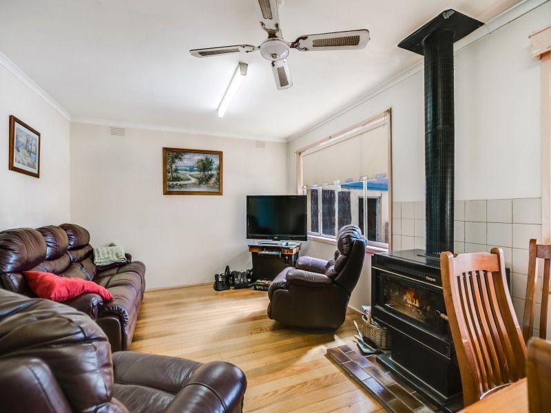 25 Donald Road, Langwarrin VIC 3910