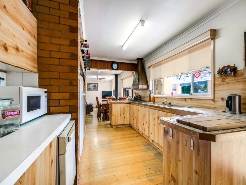 25 Donald Road, Langwarrin VIC 3910