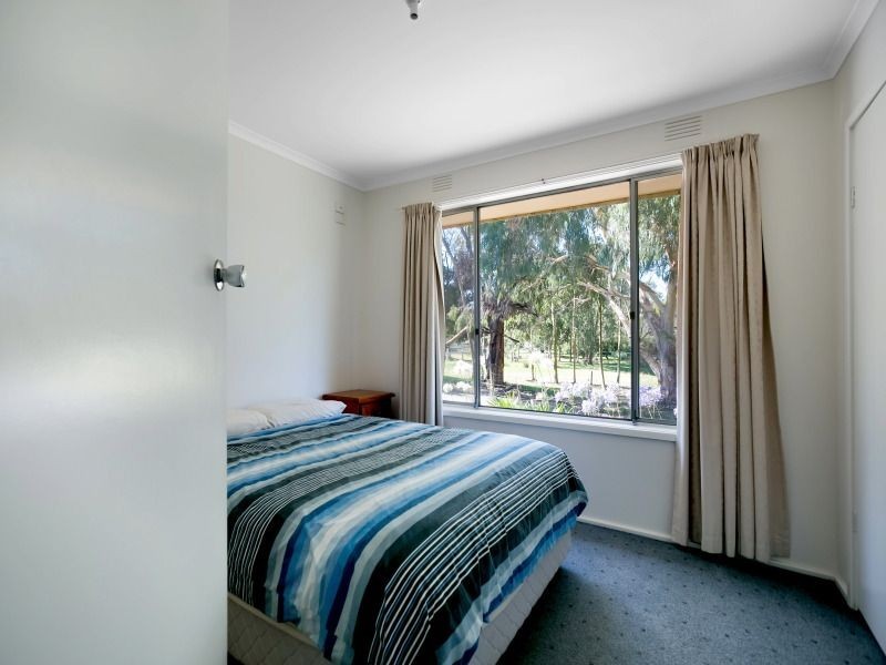 25 Donald Road, Langwarrin VIC 3910