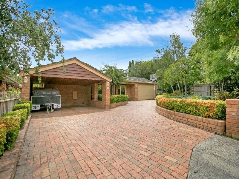 32 Green Acres Court, Langwarrin VIC 3910