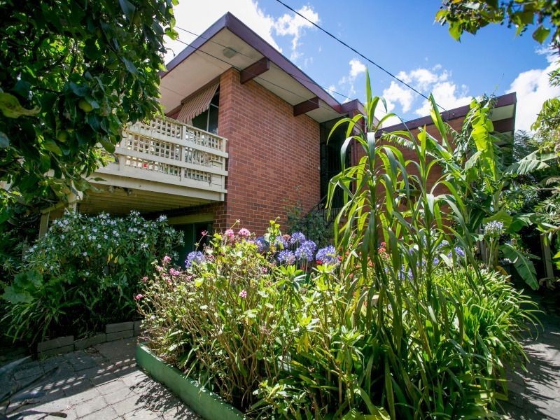 6 Ash Grove South, Langwarrin VIC 3910