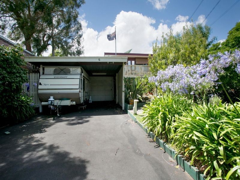 6 Ash Grove South, Langwarrin VIC 3910