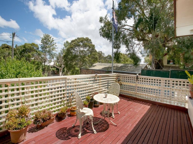 6 Ash Grove South, Langwarrin VIC 3910