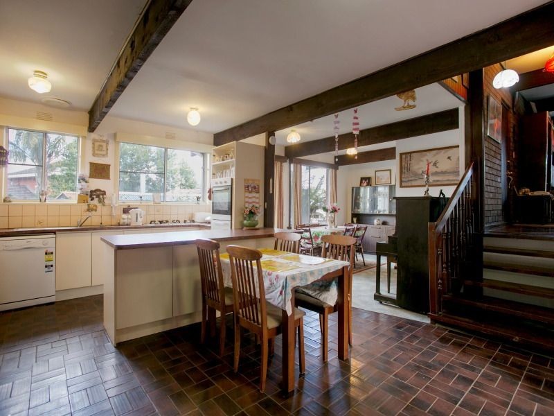 6 Ash Grove South, Langwarrin VIC 3910