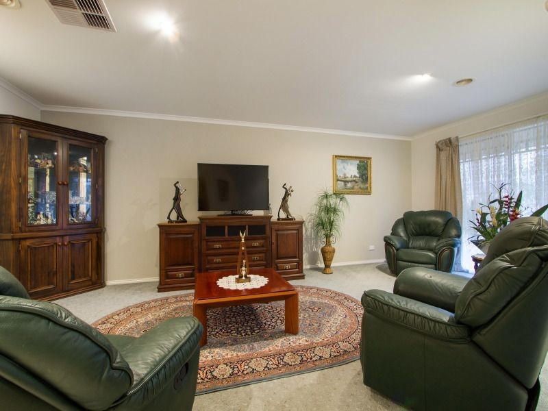 14 Collina Court, Langwarrin VIC 3910