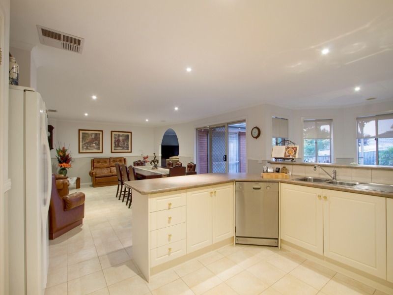 14 Collina Court, Langwarrin VIC 3910