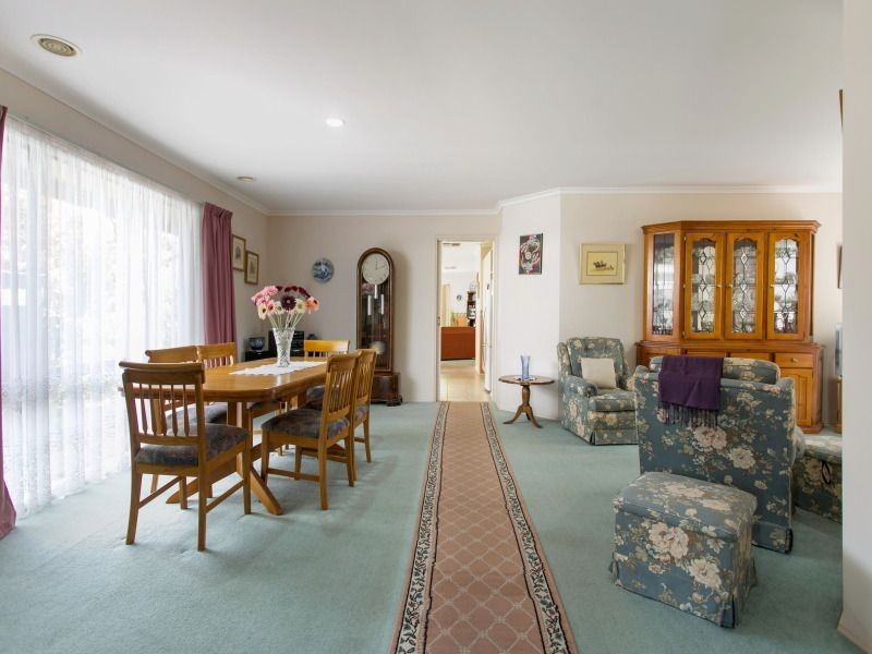 71 Granite Drive, Langwarrin VIC 3910