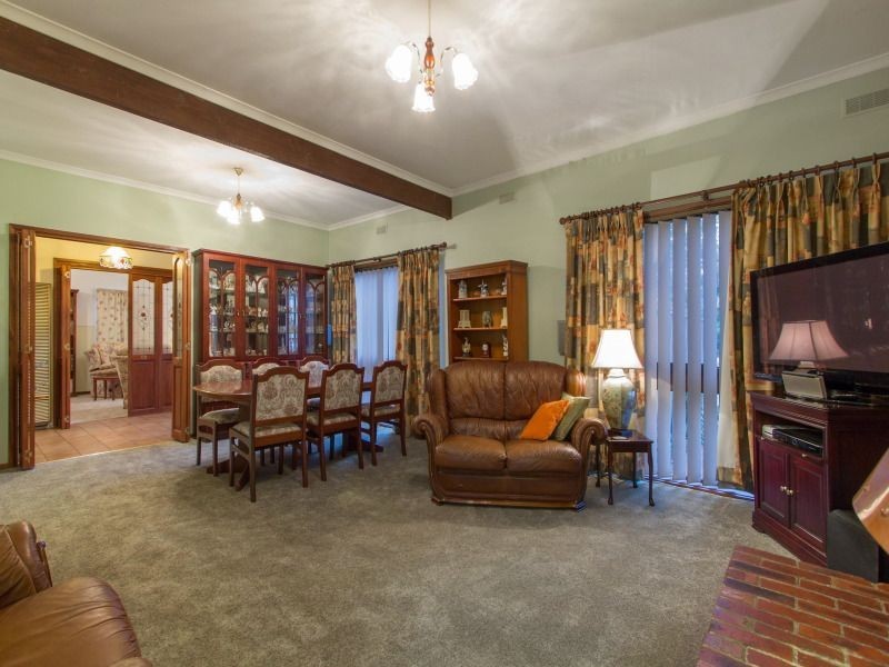 25 Poplar Grove, Langwarrin VIC 3910