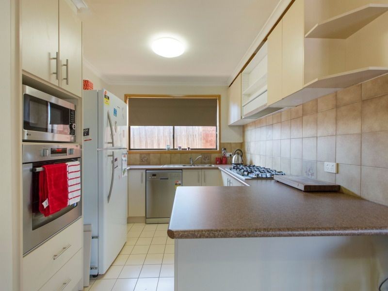 6 Belgrave Place, Carrum Downs VIC 3201