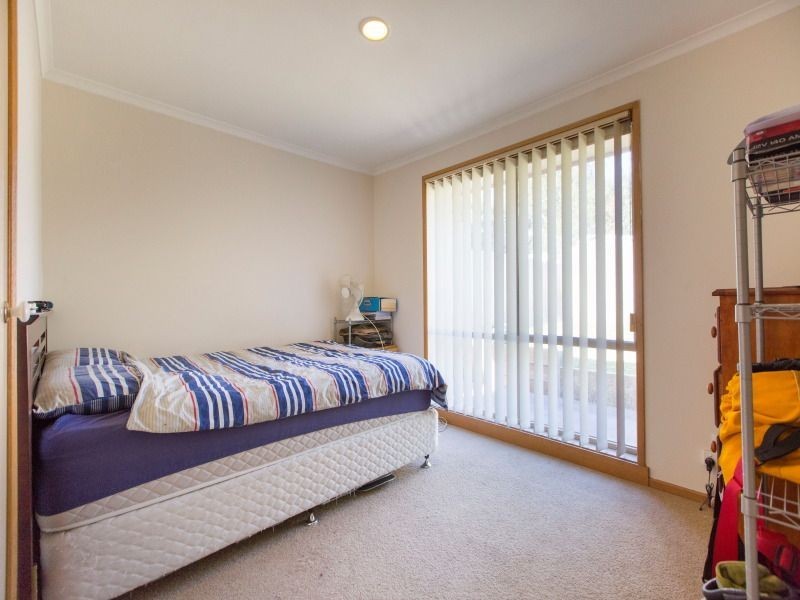 6 Belgrave Place, Carrum Downs VIC 3201
