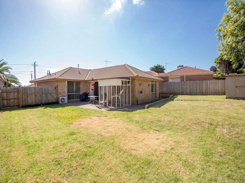 6 Belgrave Place, Carrum Downs VIC 3201