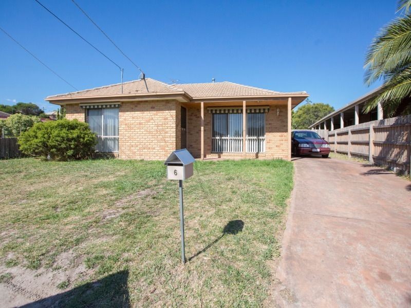 6 Belgrave Place, Carrum Downs VIC 3201