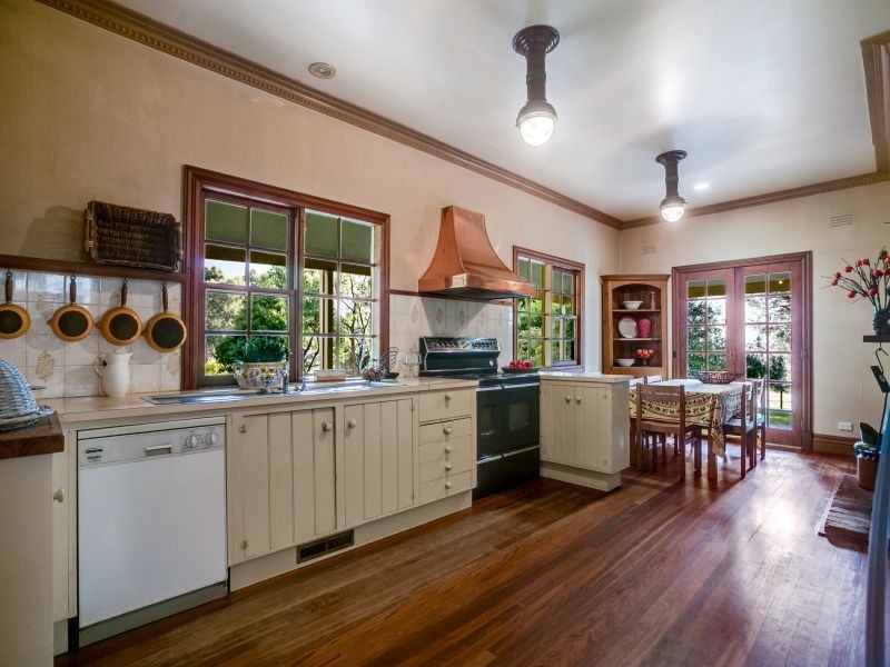 16 Kingston Road, Langwarrin VIC 3910
