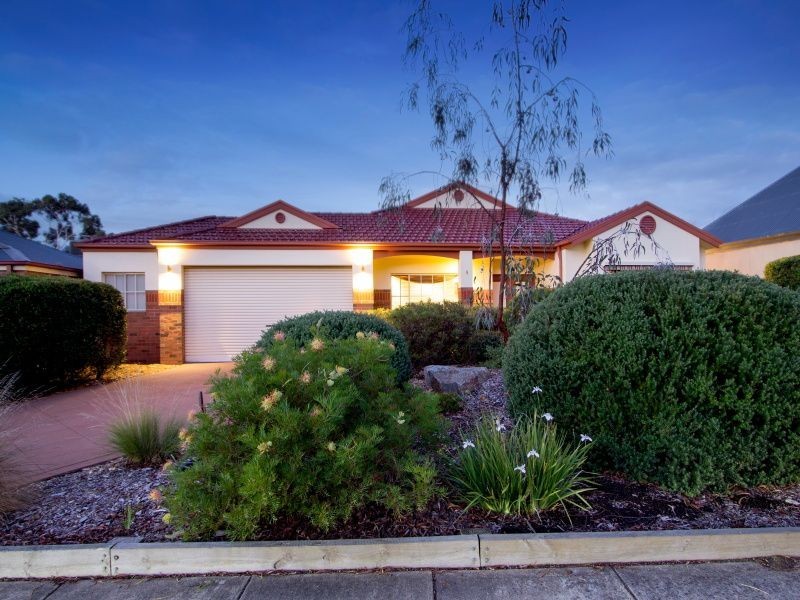 8 Pindara Boulevard, Langwarrin VIC 3910