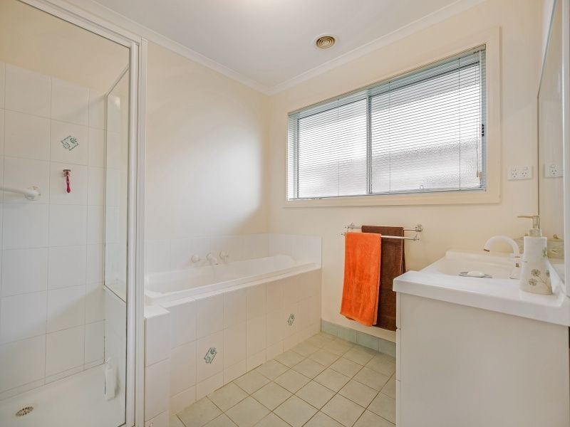2 Norval Place, Langwarrin VIC 3910