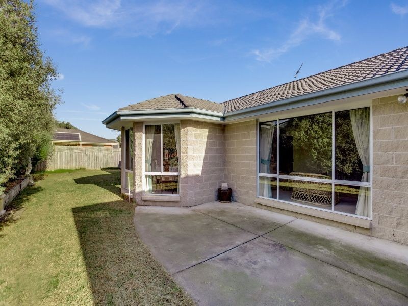 2 Norval Place, Langwarrin VIC 3910