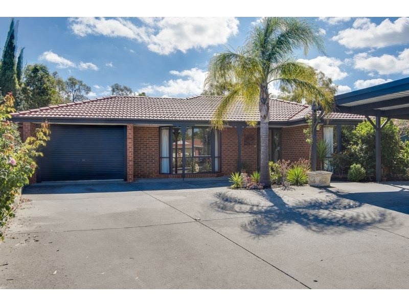 15 Chandos Place, Langwarrin VIC 3910