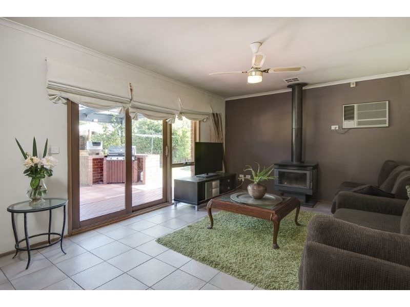 15 Chandos Place, Langwarrin VIC 3910