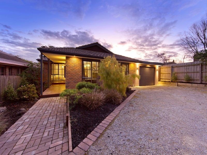 28 Greenacres Court, Langwarrin VIC 3910